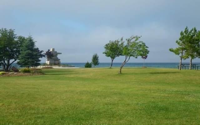 Holiday Inn Express & Suites Collingwood