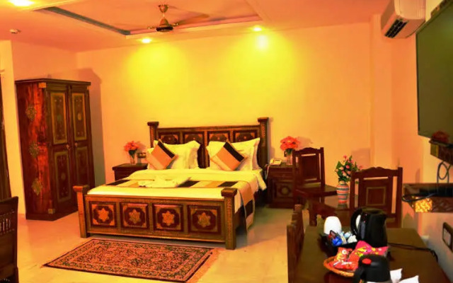 Hotel Malak Mahal