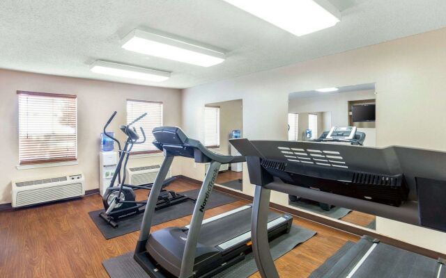 Suburban Extended Stay Hotel Lewisville