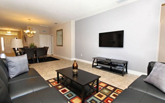 5-Bedroom Villa in Davenport 5132OA