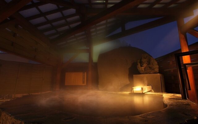 Akayu Onsen Gotenmori