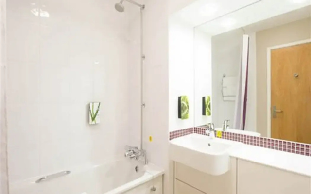 Premier Inn Ipswich Town Centre - Quayside