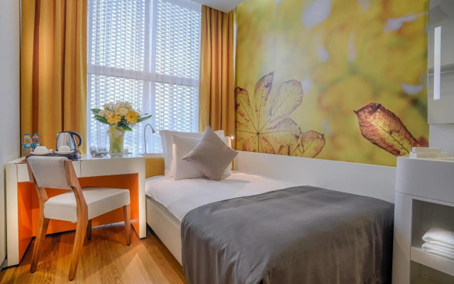 Tav Airport Hotel Izmir