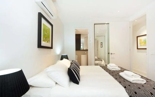 Smart Modern St Kilda
