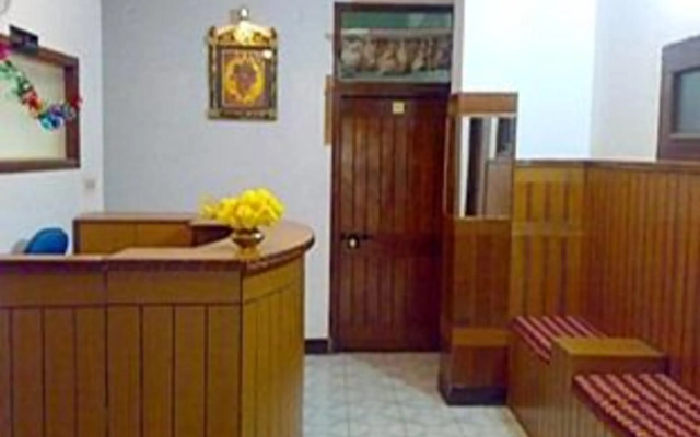 Hotel Sansar