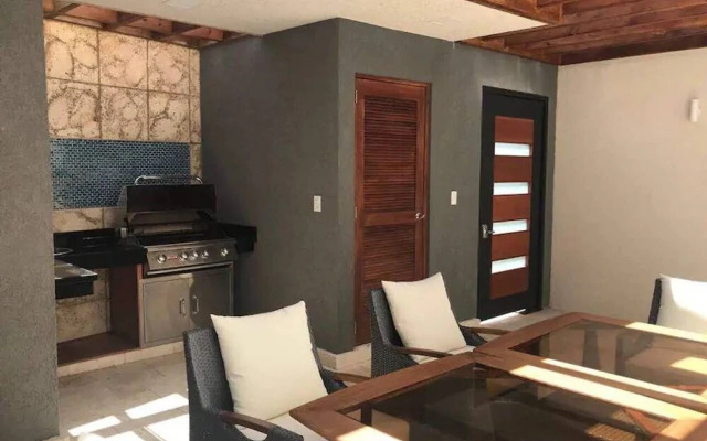 Waykiri Unit A-04, Luxurious New Apartment