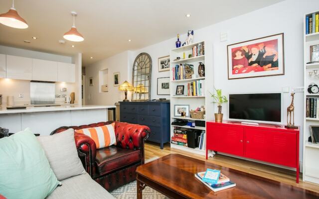 1 Bedroom Flat In Bethnal Green