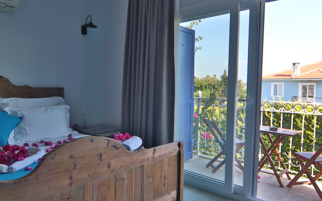 Alacaat  Otel