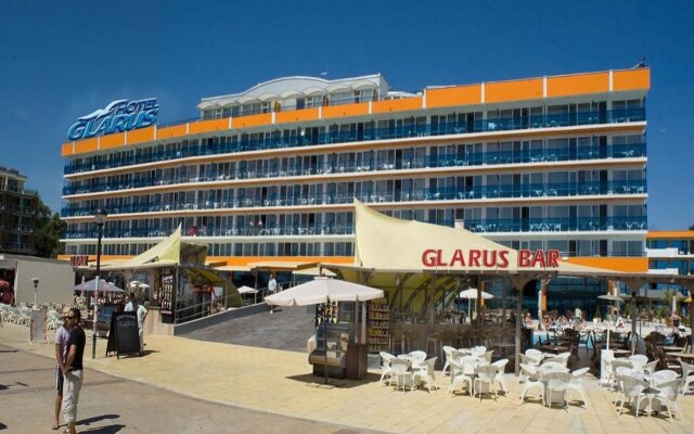 Hotel Glarus Beach