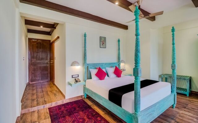 Capital O 37435 La Papa Resort