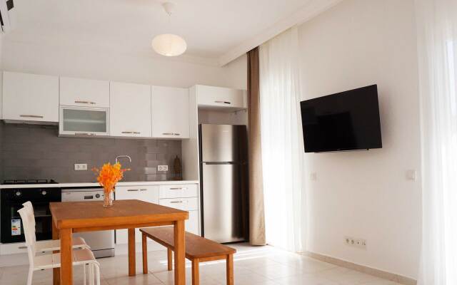 Daphnis Hotel