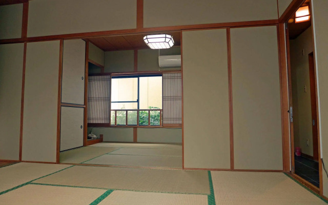 Fujiwara Ryokan