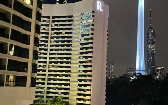 Mercu Summer Suites KLCC by Veedu Hauz