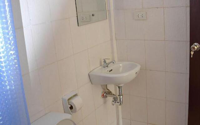 Acacia Sunset Village Inn