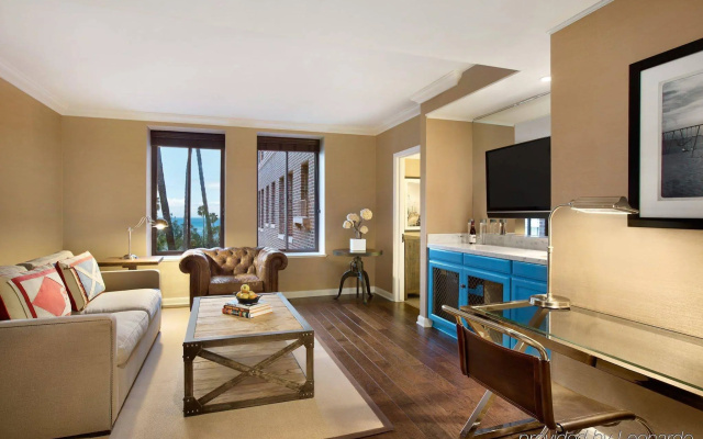 Fairmont Miramar Hotel