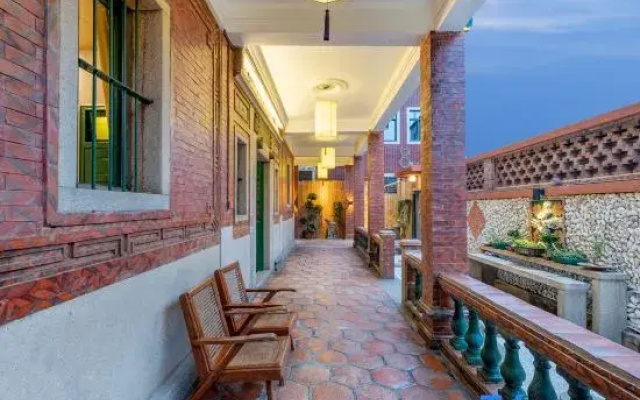 Zhiyu Homestay (Quanzhou West Street Kaiyuan Temple Branch)