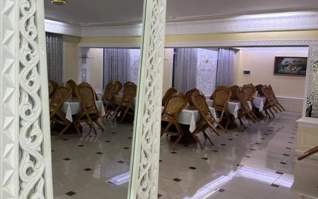 Grand Silk Road Hotel