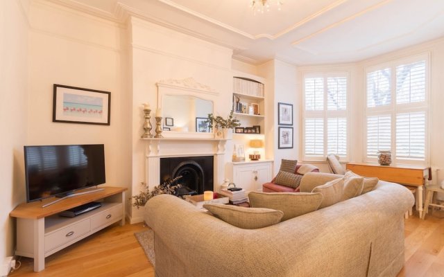 NEW Bright 2BD Flat in the Heart Alexandra Palace