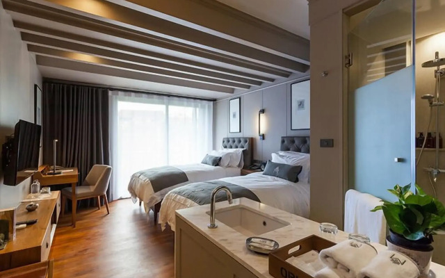 Marine Beach Hotel Pattaya