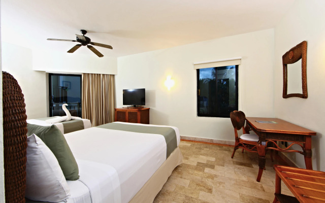 Sandos Caracol Nature Resort & Water Park All Inclusive