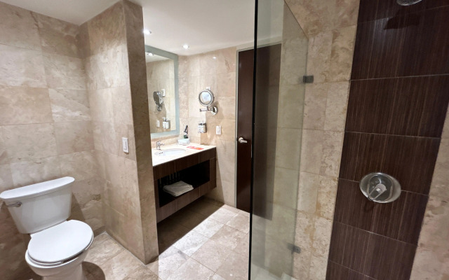 Holiday Inn Select - Guadalajara by IHG