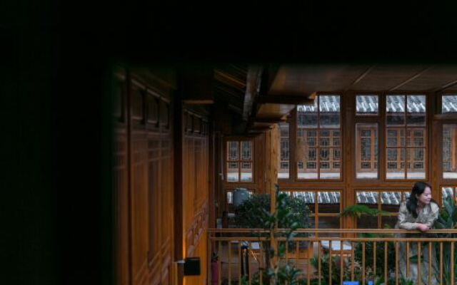 Lijiang Sunshine Garden Villa