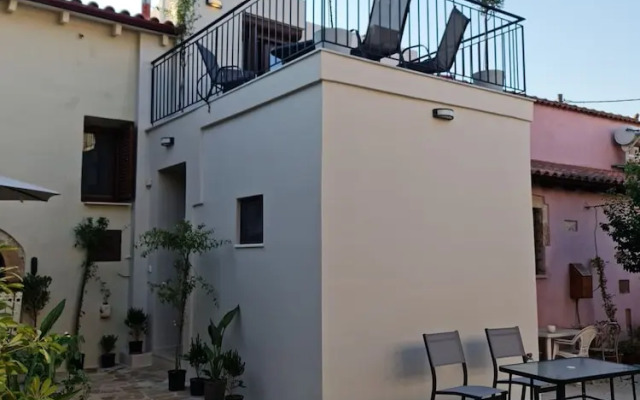 Sappho 3-bedroom House