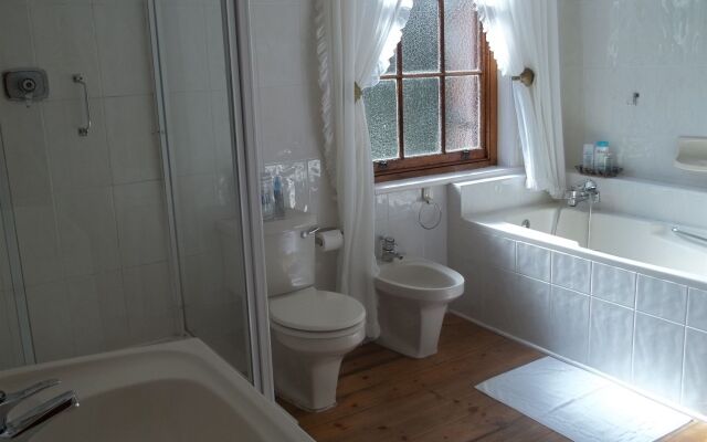 Airlies Guest House