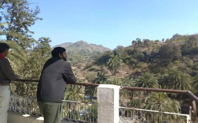 Hotel Golden Veena