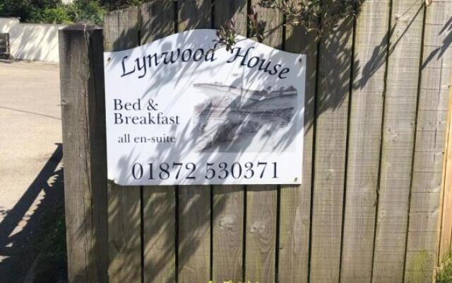 Lynwood House Self Contained Studio