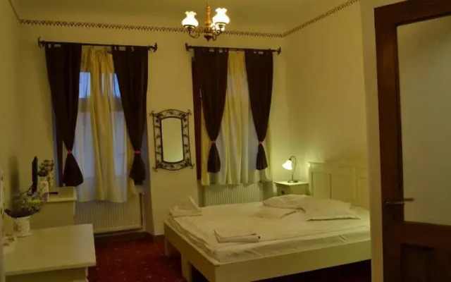 Pensiunea San Gennaro Cetate