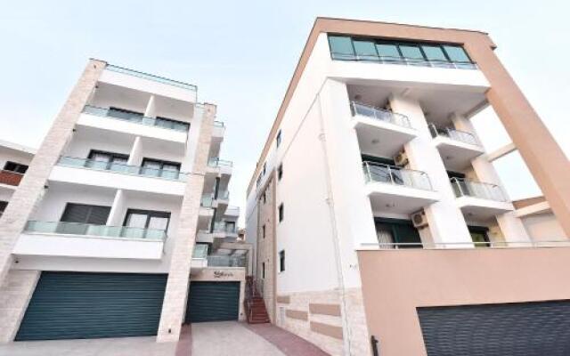 Barjaktar Apartments