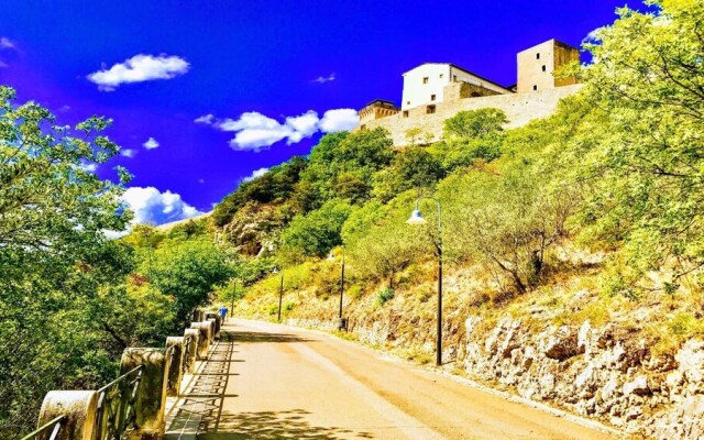 Spoleto Contessa Grandecentral Spoletosleeps 6