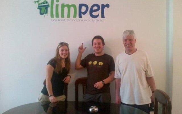 Limper hostel B &B