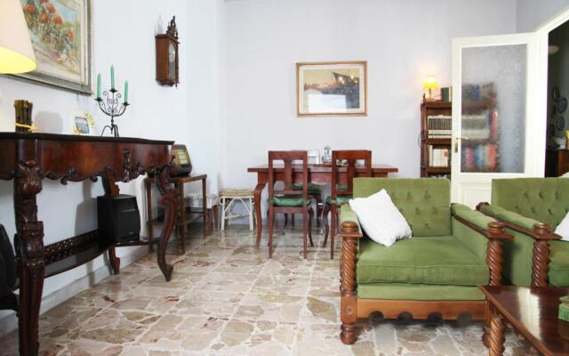 Teatro Greco Balcony Apartment