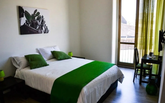 Ficurinia Guest House
