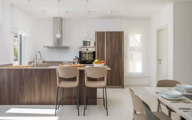 Luxury Villa Romeo with Heated Pool