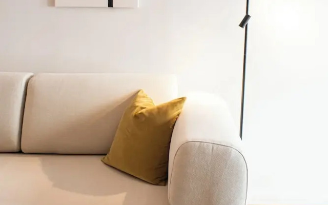 The Haus - Santa Barbara I