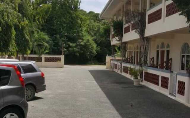 VIP Holiday Resort