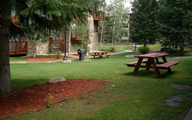 Pine Ridge Condominiums