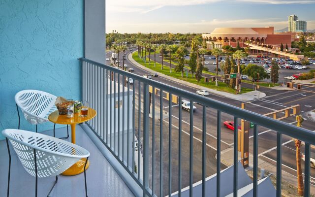 Graduate by Hilton Tempe