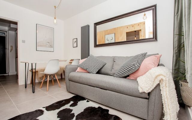 Modern Central 1 Bed in Clerkenwell - sleeps 4