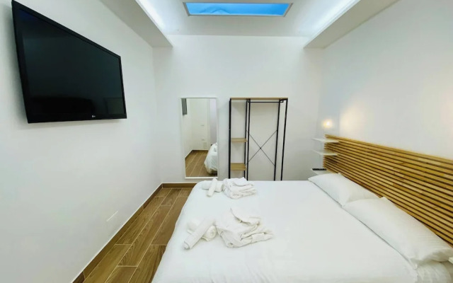 Prestigious Villa Olimpo With Pool And Sea View