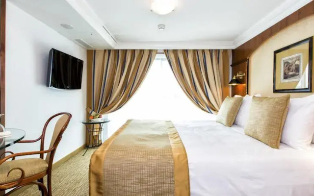 Regis Hotelschiff 4**** Hafen Düsseldorf