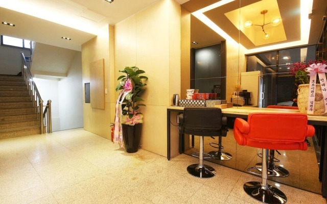 Suncheon Hotel THE B