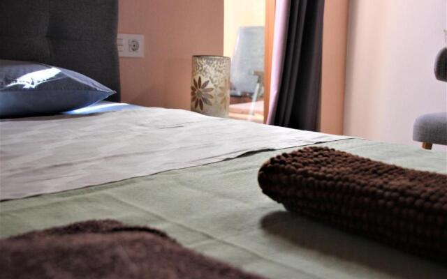 Tamaragua Beach Studio