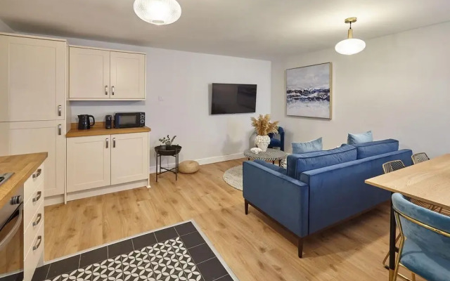 Host Stay Tides in Whitby