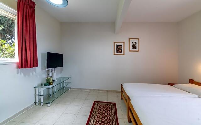 Mizra Guest House