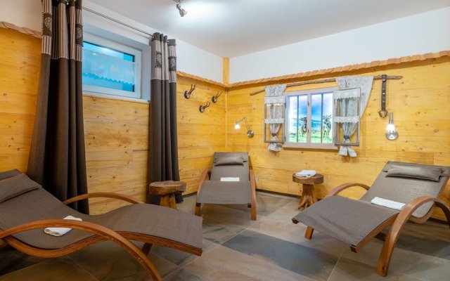 Spacious Holiday Home With Sauna in Piesendorf