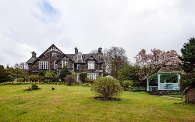 Lakehouse at The Waterhead Inn